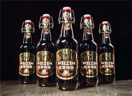 1994年,金鹤啤酒带着民族品牌的希望飞往德国参加慕尼黑国际博览会