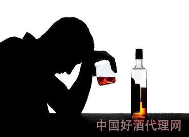 失恋喝什么酒可以疗伤?虽然喝多少酒都不会醉