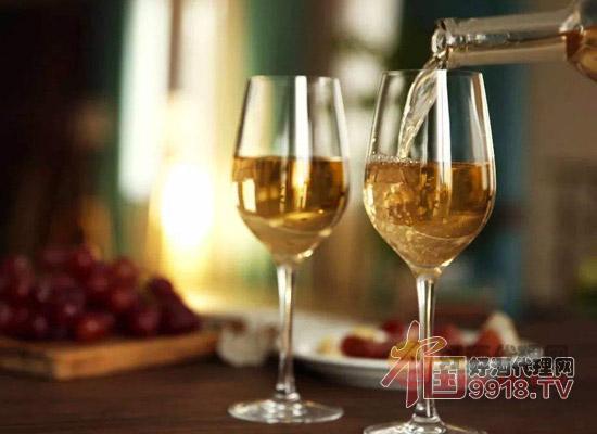 葡萄酒怎么喝?白葡萄酒搭配技巧你了解多少?