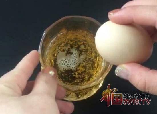 啤酒里面加入生鸡蛋这种喝法真的好吗