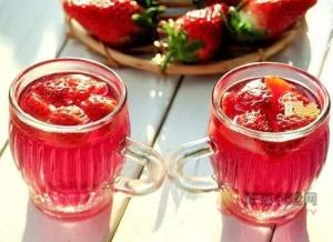 自制草莓酒应该怎么做，草莓酒酿制方法介绍