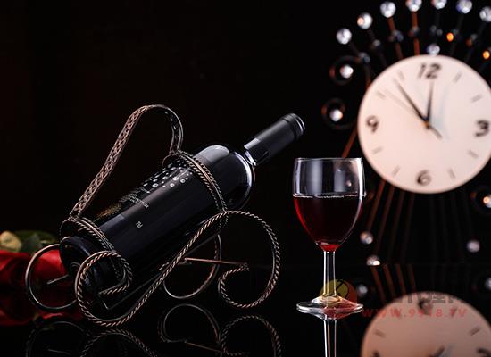 葡萄酒过期了还能喝吗，葡萄酒的保质期是多久