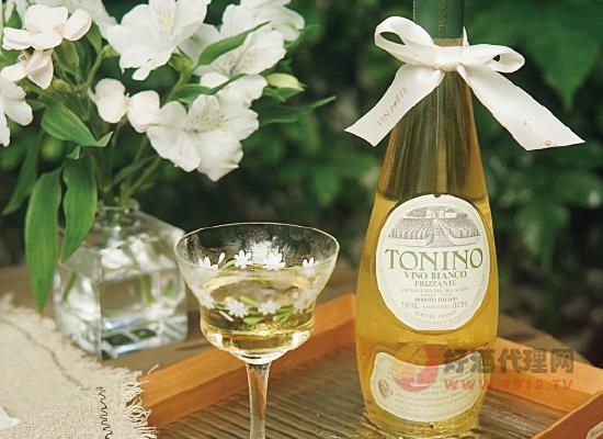 Tonino甜型起泡酒是什么酒，特点有哪些