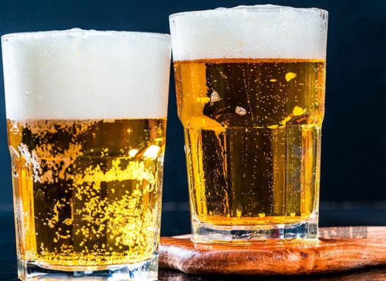 白啤酒为什么会有沉淀物，啤酒有了沉淀物还能喝吗