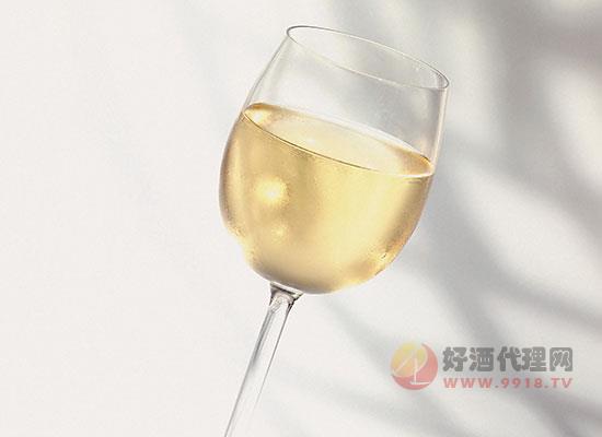 白葡萄酒应该怎么喝，不同类型不同喝法