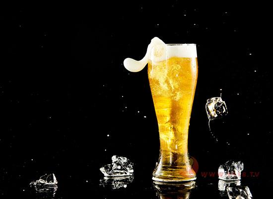 每天一瓶啤酒对身体有什么影响，夏季喝冰镇啤酒好吗