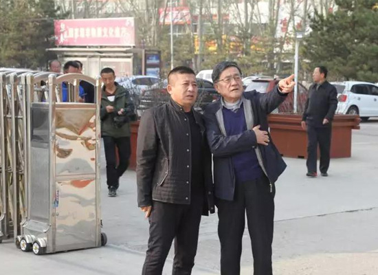 中国酿酒协会会长白酒界泰斗高景炎先生与北京糖酒集团董事长张德春一行来公司指导工作