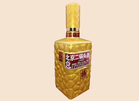 北京二锅头，光瓶酒市场的“黑马”，撼动你芳心的“情郎”