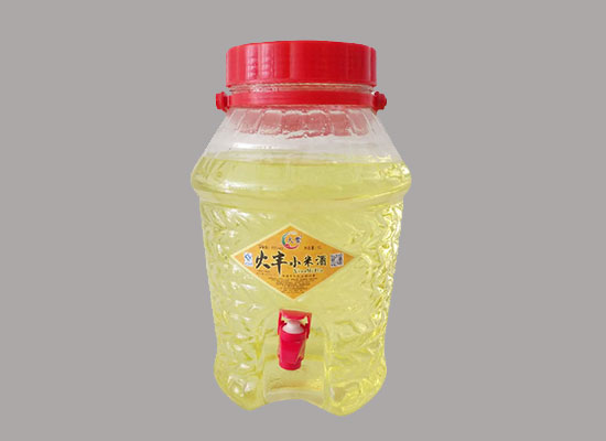 品质火丰酒，健康好生活，火丰酒业给你财富未来