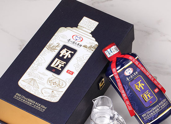 怀匠君匠白酒，大国酱香，名匠工造