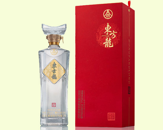 东方龙白酒，一杯酒香，一杯人生