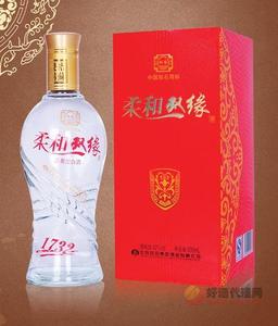 裕苏柔和双缘白酒1732 500ml