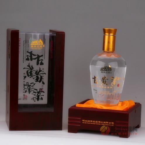 供应瑞禾庄园古黄粱酒水晶木盒装白酒500ml