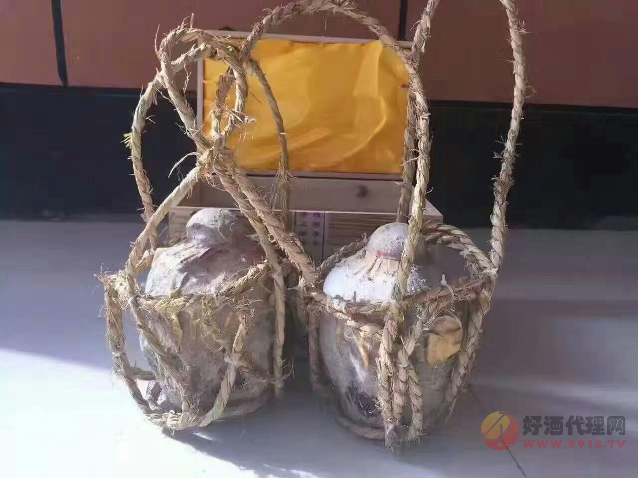 龙图洞藏坛装酒