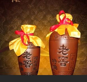 老窖特曲六年洞藏坛装