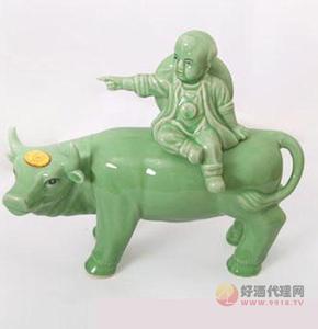山粮4升青瓷牛-52°浓香型酒