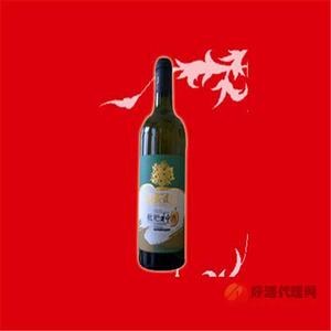 果圣树枇杷瓶装神酒