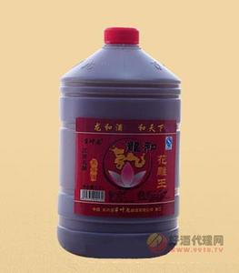 百叶龙龙和花雕王大壶装