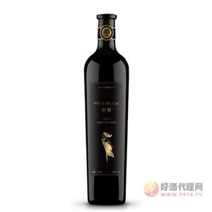 娇露系列珍藏黑比诺干红葡萄酒