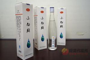 52度小白瓶盒装
