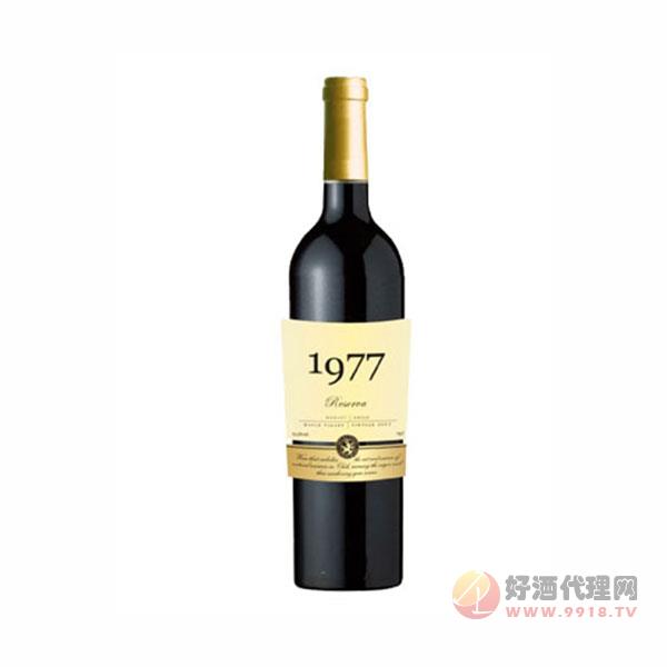 智利1977珍藏赤霞珠干红葡萄酒