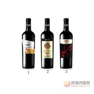 莱尔维斯A区蛇龙珠干红葡萄酒