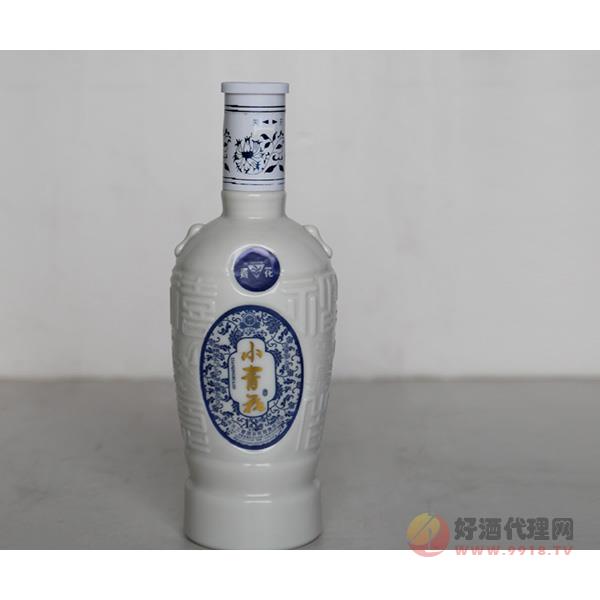 三曹小青花白酒