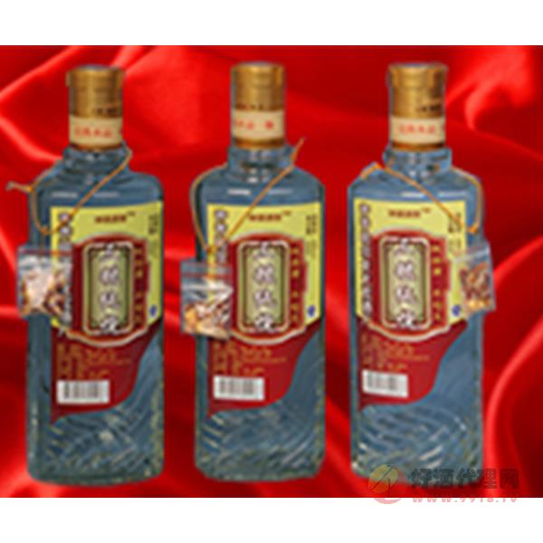 北大荒酒坤锦酒窖系列三瓶