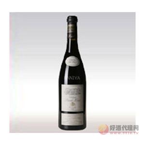 山峰之园干红2002葡萄酒