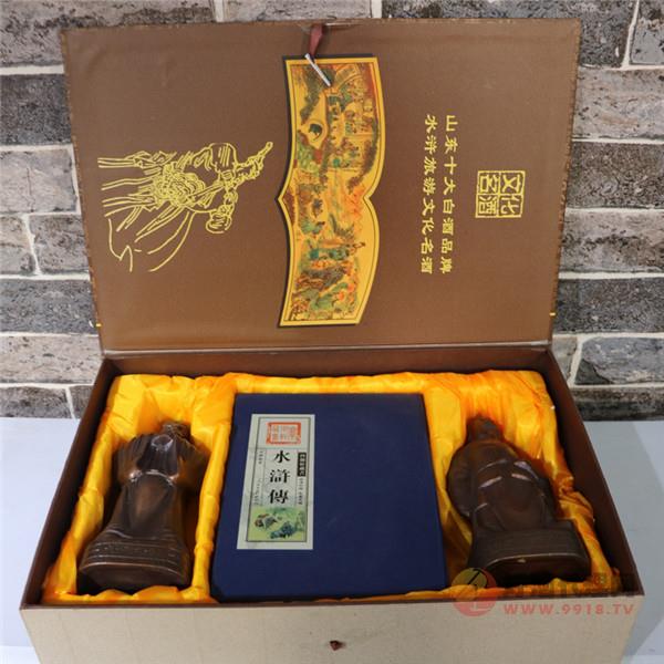 生产52度浓香型白酒水浒旅游文化酒粮食酿造新书本忠义堂酒