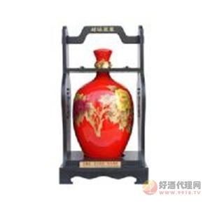 梅瓶封坛白酒