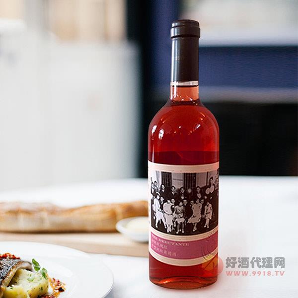 2015年初阁玫瑰红葡萄酒