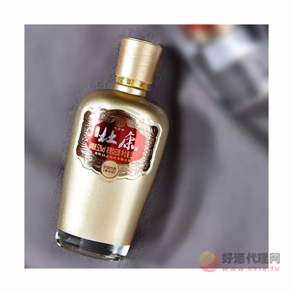 小瓶酒浓香型优级酒水白酒