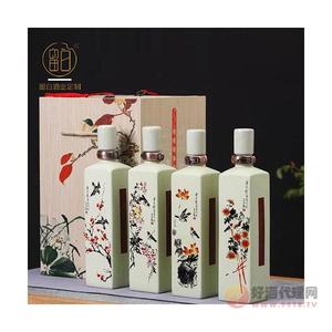 42丶52度纯粮浓香型陶瓷瓶酒