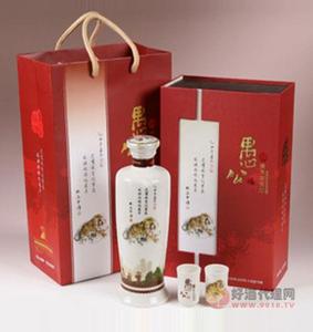 莱嘉愚公陈年高粱酒虎年礼盒   500ML