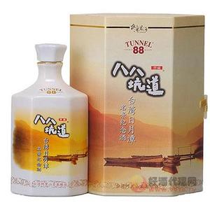 58度高粱酒礼盒  500ML